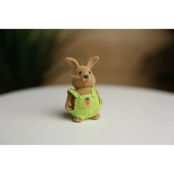 Calico Critters Sylvanian Families Tan Rabbit Figure Green Carrot Overalls Bunny - Picture 1 of 3